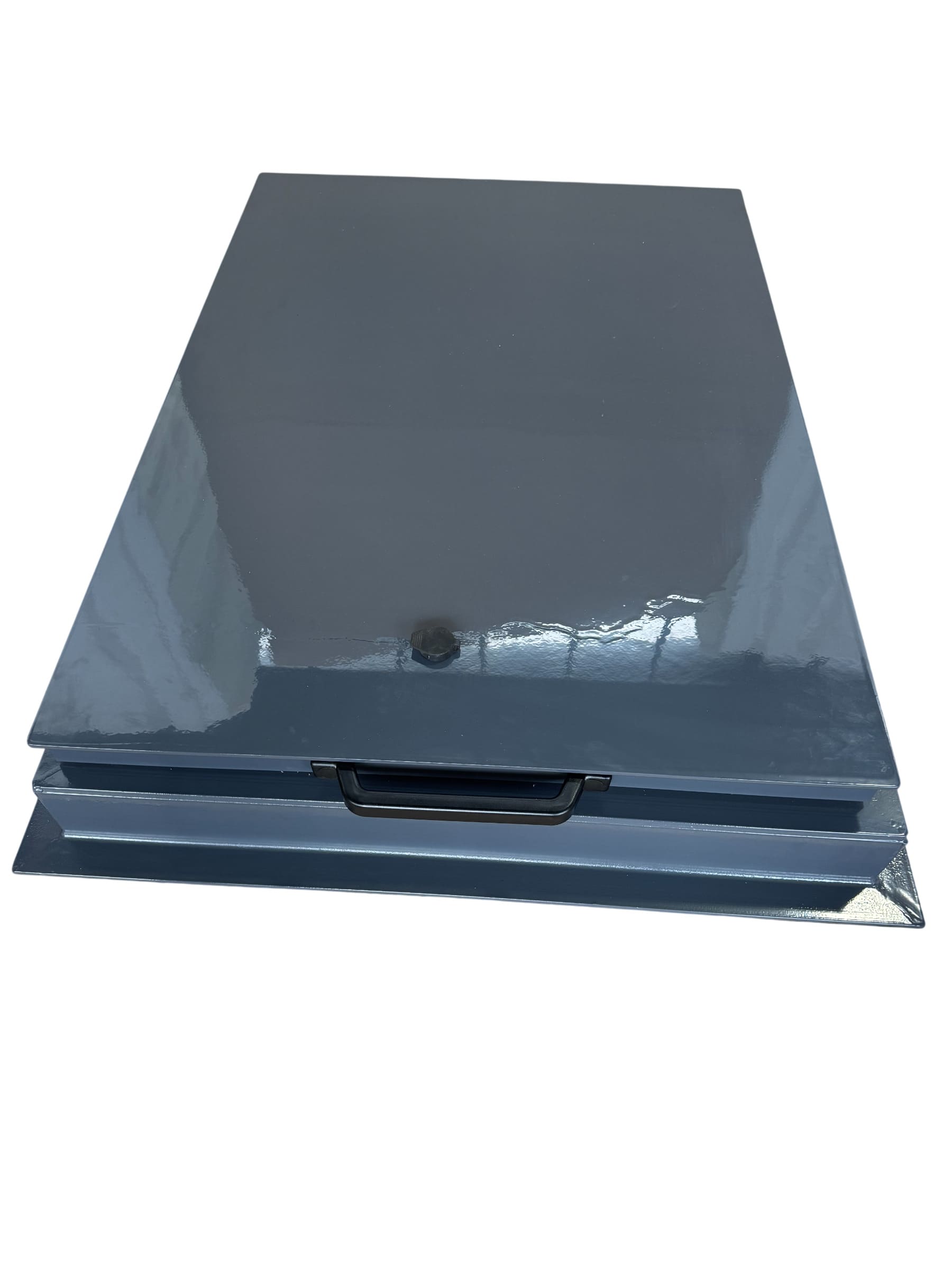 Family bomb shelter 350  Family bomb shelter 350 Natural Fridge Gross price  16.510  EUR